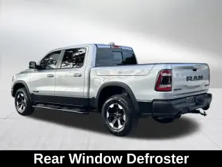 Ram 1500 2021 4x4 Rebel 4 puertas Cabina Crew 5.6 pies. Pickup SB