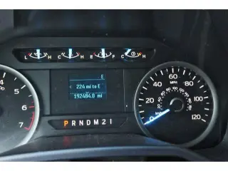 Ford F-150 2016 4x2 XLT 4dr SuperCrew 5.5 ft. SB