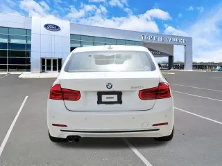 BMW 3 Series 2017 330i 4dr Sedan