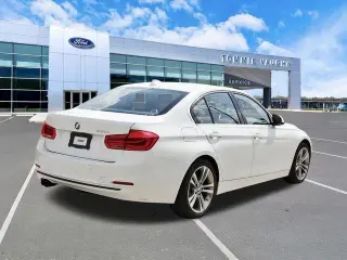 BMW 3 Series 2017 330i 4dr Sedan