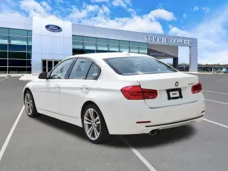BMW 3 Series 2017 330i 4dr Sedan