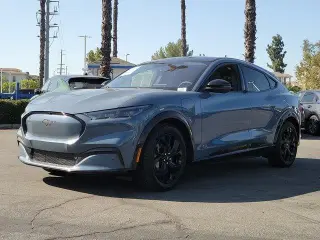 Ford Mustang Mach-E 2023 Premium 4dr SUV