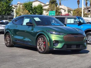Ford Mustang Mach-E 2025 AWD GT 4dr SUV