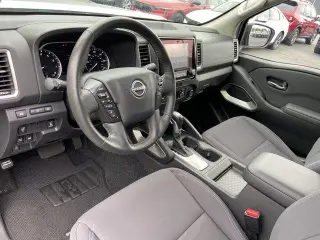 Nissan Frontier 2024 4x4 SV 4dr Crew Cab 5 ft. SB