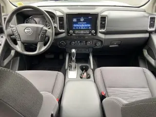 Nissan Frontier 2024 4x4 SV 4dr Crew Cab 5 ft. SB