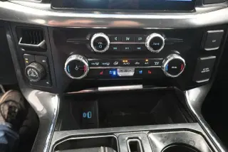 Ford F-150 2023 4x4 Lariat 4dr SuperCrew 5.5 ft. SB