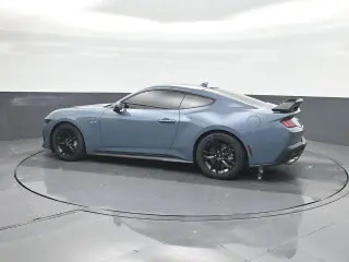 Ford Mustang 2025 GT 2 puertas Fastback