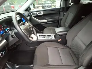 Ford Explorer 2023 AWD XLT 4dr SUV