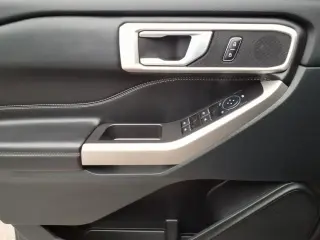Ford Explorer 2023 AWD XLT 4dr SUV