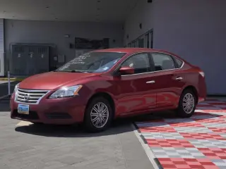 Nissan Sentra 2014 S 4dr Sedan 6M