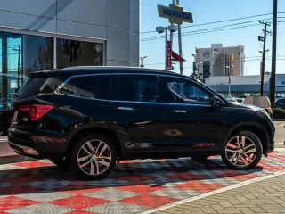 Honda Pilot 2017 AWD Touring 4dr SUV
