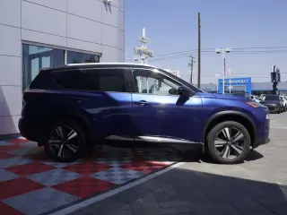 Nissan Rogue 2023 AWD SL 4dr Crossover