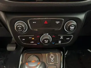 Jeep Compass 2021 4x4 Latitude 4dr SUV