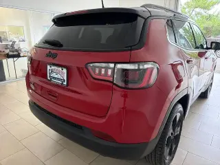 Jeep Compass 2021 4x4 Latitude 4dr SUV