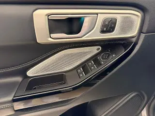 Ford Explorer 2023 AWD ST 4 puertas SUV