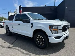 Ford F-150 2023 4x4 XL 4dr SuperCab 6.5 ft. SB