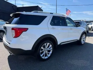 Ford Explorer 2022 AWD Platinum 4dr SUV