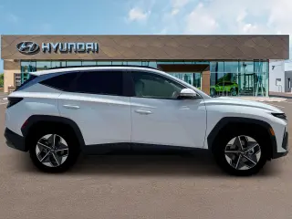 Hyundai TUCSON 2026 SEL Premium 4dr SUV