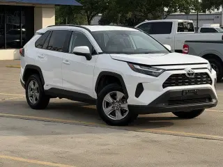 Toyota RAV4 Hybrid 2025 AWD XLE 4dr SUV