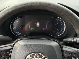 Toyota RAV4 Hybrid 2025 AWD XLE 4dr SUV