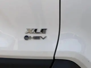 Toyota RAV4 Hybrid 2025 AWD XLE 4dr SUV