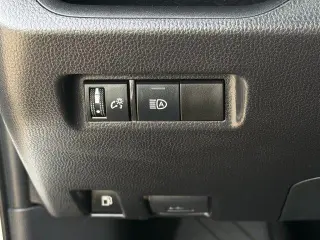 Toyota RAV4 Hybrid 2025 AWD XLE 4dr SUV