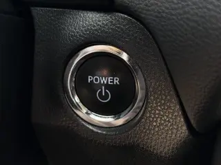 Toyota RAV4 Hybrid 2025 AWD XLE 4dr SUV