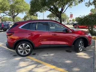 Ford Escape 2025 AWD Platinum 4dr SUV
