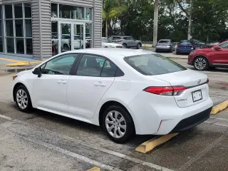 Toyota Corolla 2025 LE 4dr Sedan