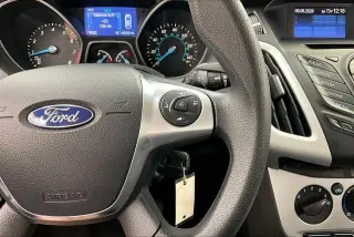 Ford Focus 2014 SE 4dr Hatchback