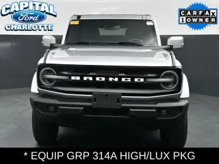 Ford Bronco 2024 4x4 Outer Banks 4 puertas SUV