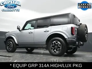 Ford Bronco 2024 4x4 Outer Banks 4 puertas SUV