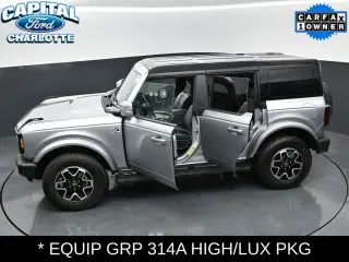 Ford Bronco 2024 4x4 Outer Banks 4 puertas SUV