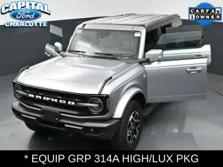 Ford Bronco 2024 4x4 Outer Banks 4 puertas SUV