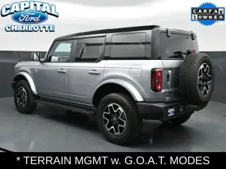 Ford Bronco 2024 4x4 Outer Banks 4 puertas SUV
