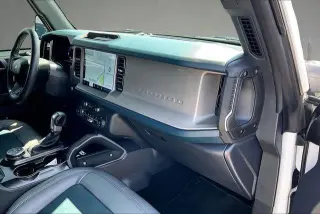 Ford Bronco 2024 4x4 Outer Banks 4 puertas SUV