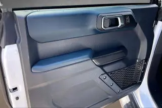 Ford Bronco 2024 4x4 Outer Banks 4 puertas SUV