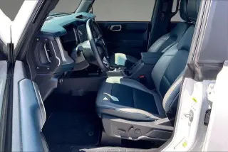 Ford Bronco 2024 4x4 Outer Banks 4 puertas SUV