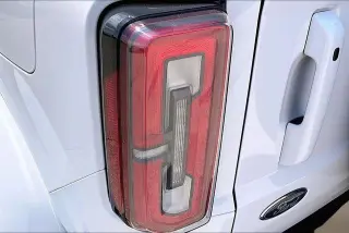 Ford Bronco 2024 4x4 Outer Banks 4 puertas SUV