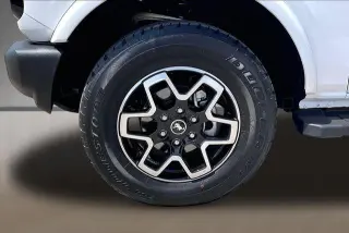 Ford Bronco 2024 4x4 Outer Banks 4 puertas SUV