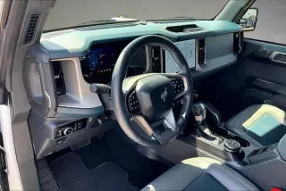 Ford Bronco 2024 4x4 Outer Banks 4 puertas SUV