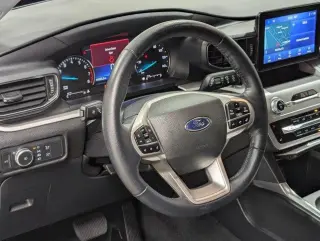 Ford Explorer 2022 AWD XLT 4dr SUV