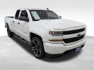 Chevrolet Silverado 1500 2017 4x2 Custom 4dr Double Cab 6.5 ft. SB
