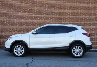 2017 Nissan Rogue Sport SV