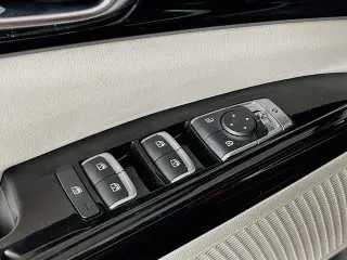 Kia Carnival 2023 SX Prestige 4dr Mini-Van