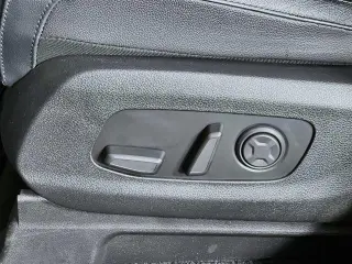 Kia Carnival 2023 SX Prestige 4dr Mini-Van