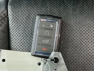 Jeep Wagoneer L 2024 4x4 Serie II 4 puertas SUV