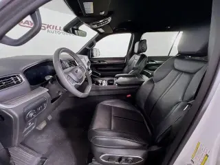 Jeep Wagoneer L 2024 4x4 Serie II 4 puertas SUV