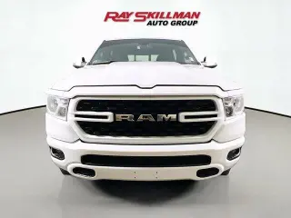 Ram 1500 2024 4x4 Big Horn Cabina Crew de 4 puertas, caja corta de 5.6 pies