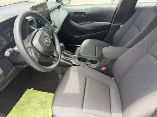 Toyota Corolla 2025 LE 4dr Sedan
